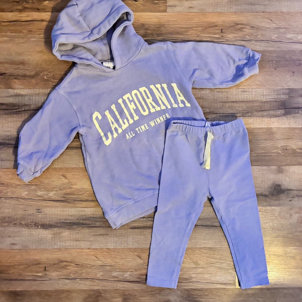 ZARA Oversized Sweatshirt and Leggings Set